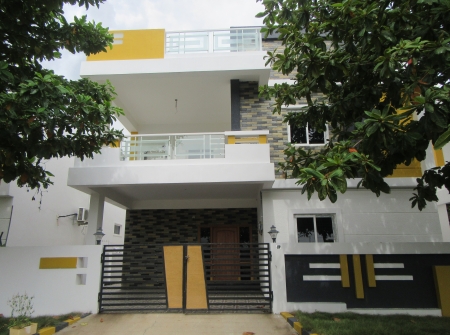 Gated Community Three Bedroom Duplex House for Rent Near Karkambadi Road, Tirupati